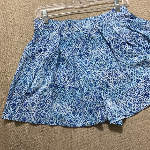 NEW. Bethany Mota (Aeropostale), Skort. Size Medium. - Picture 4 of 11
